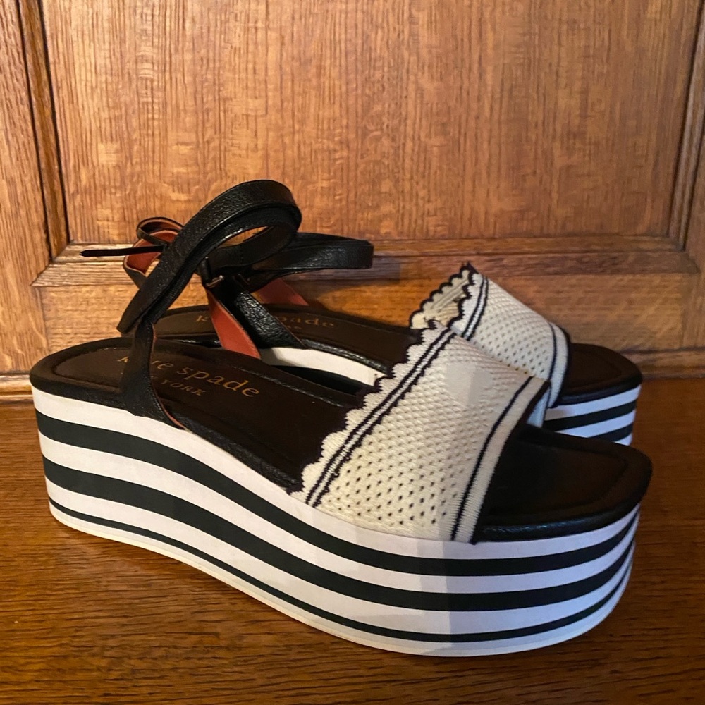 Kate Spade SuperRise Black & White Striped Platform Sandals sz 11B